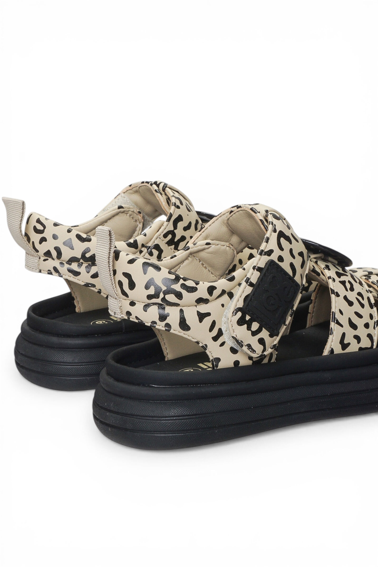 Сандалии дев. АРТ.23-640C,леоп,и.к/и.к